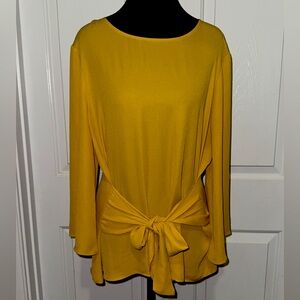 Worthington 3/4 Sleeve relaxed fit blouse with a stylish tie front detail